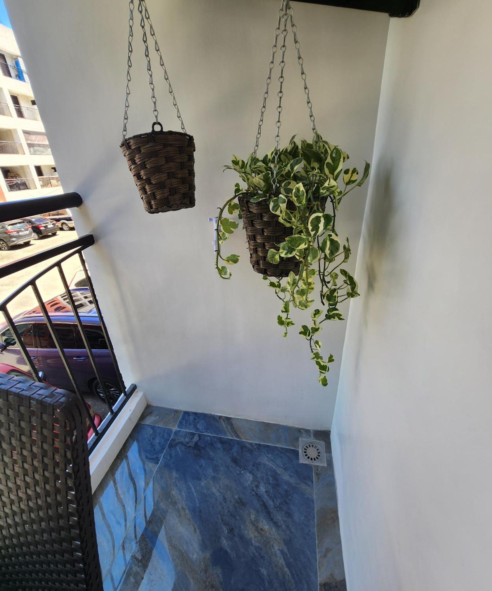 Condo Azur Suites B207 Near Airport, Netflix, Stylish, Cozy With Swimming Pool Lapu-Lapu City Zewnętrze zdjęcie